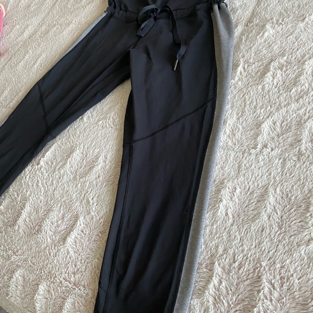Lululemon leggings - Picture 4 of 6